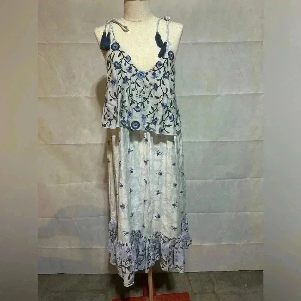 Anthropologie Let Me Be Lovestory Tiered Embroidered Floral Maxi Dress Sz S Silk